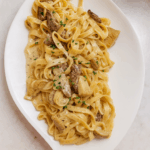 Tagliatelle mit RInderstreifen und Steinpilzen - Konoba Laterna in Leipzig